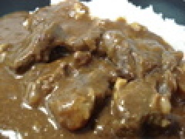 画像1: お肉ゴロゴロ　飛騨牛欧風カレー (1)